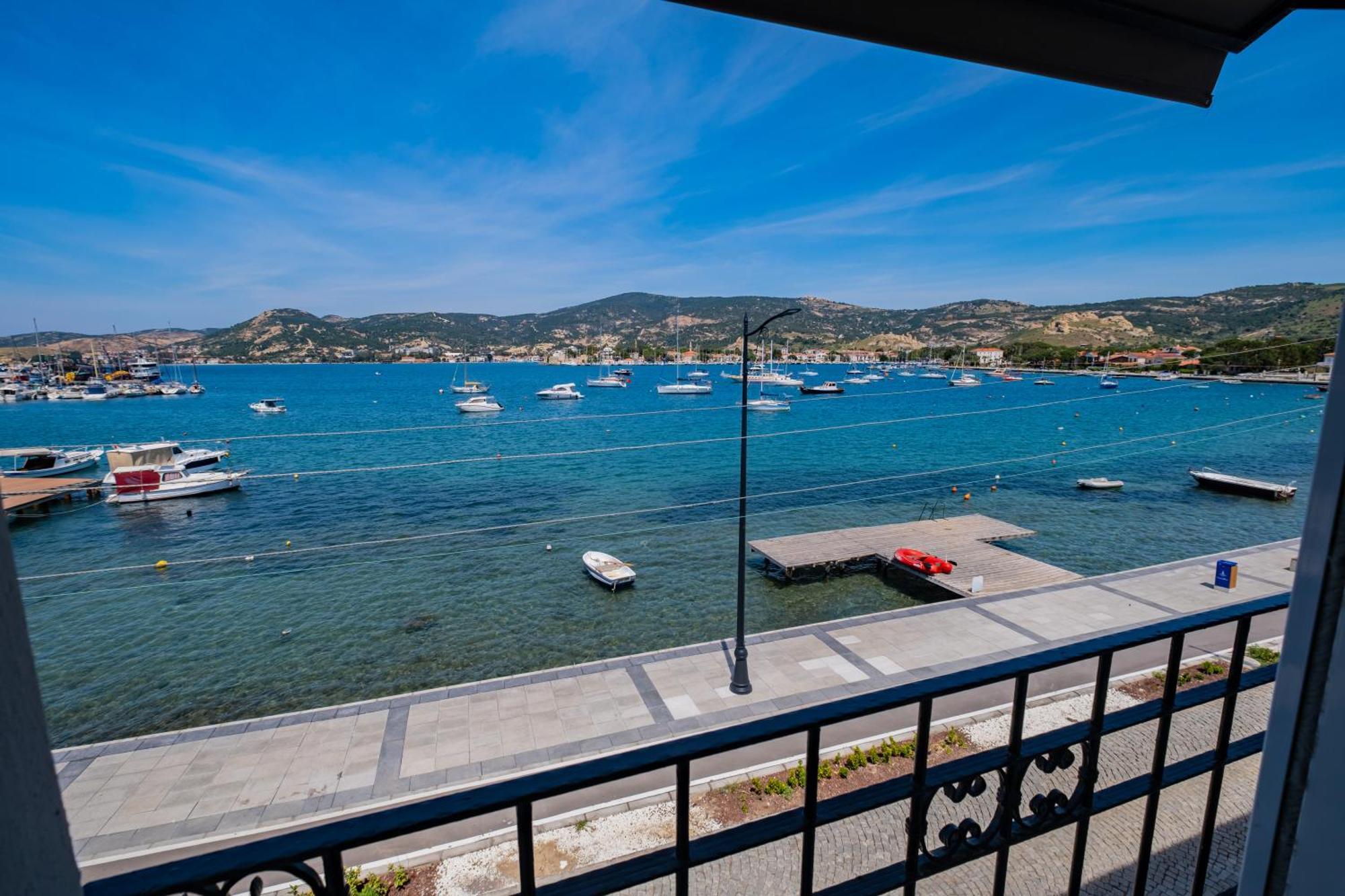 Bd Suites Foça Exterior foto