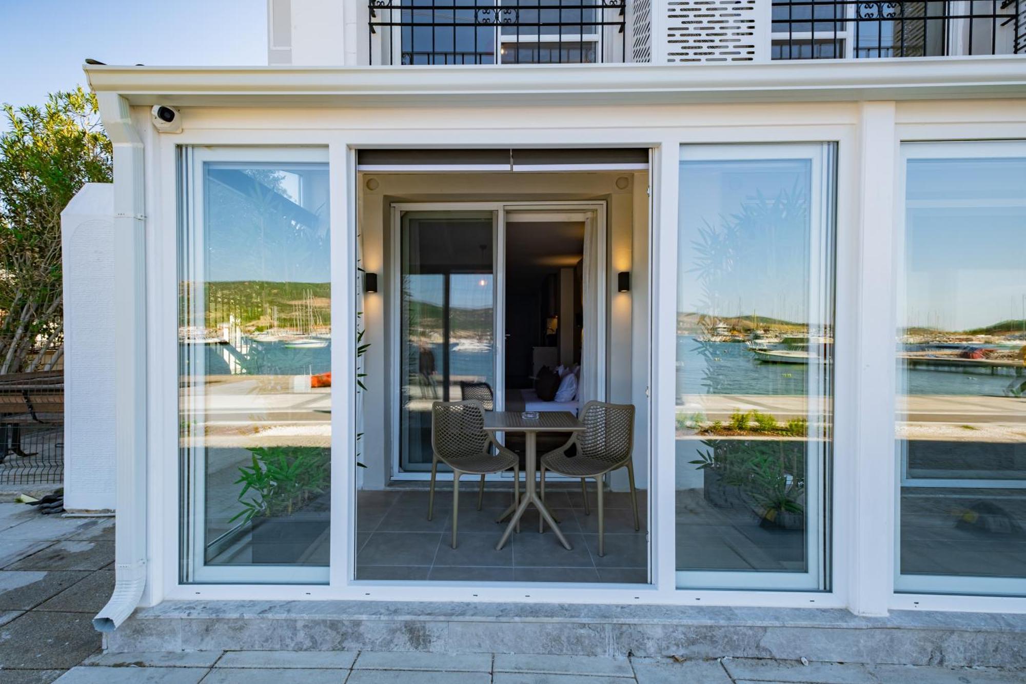 Bd Suites Foça Exterior foto